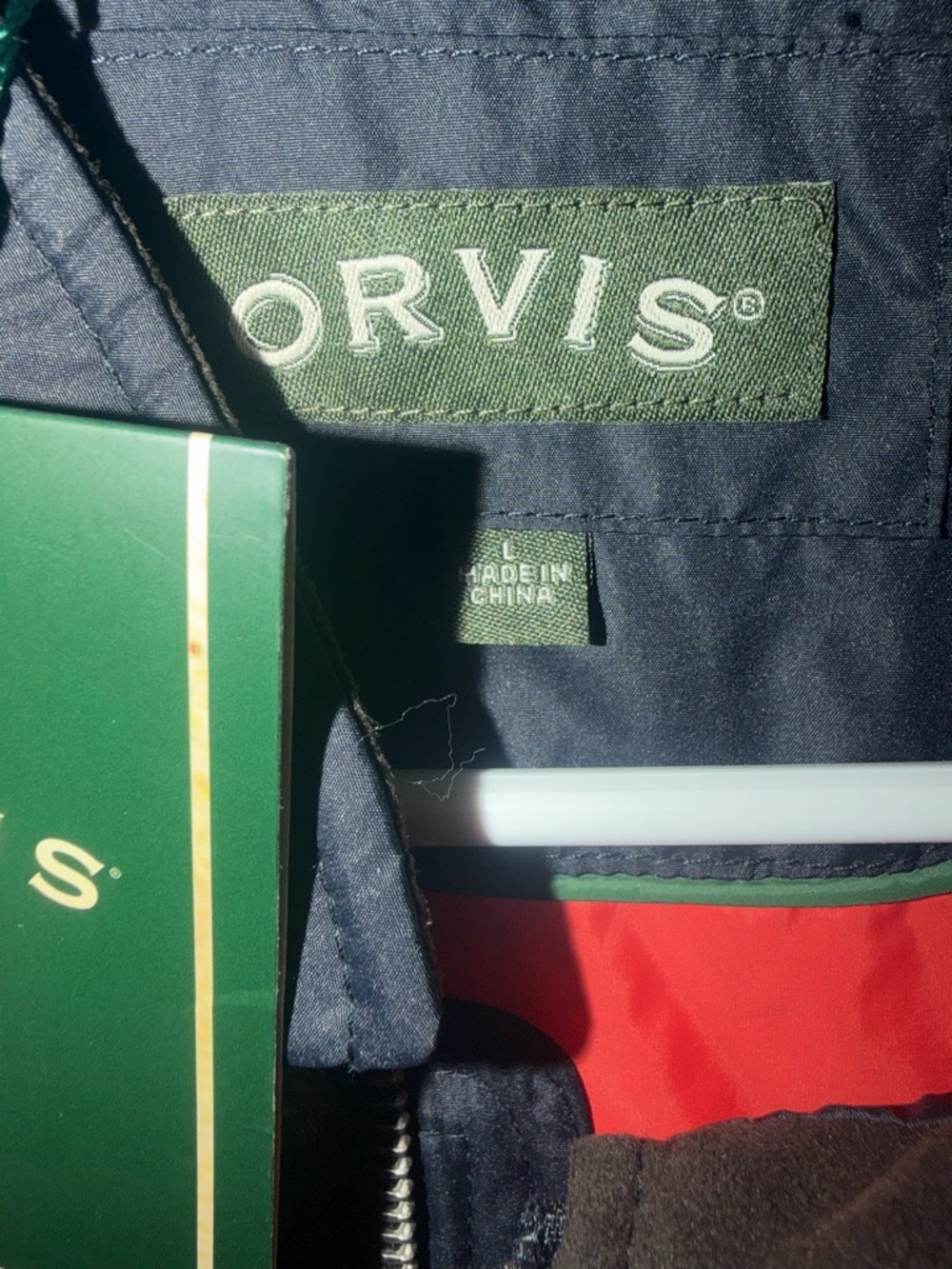 Orvis Men's Quilted Navy Vest, size L NWT - Picture 3 of 5